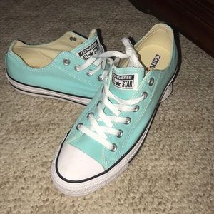Blue, low-top Converse All-Stars
